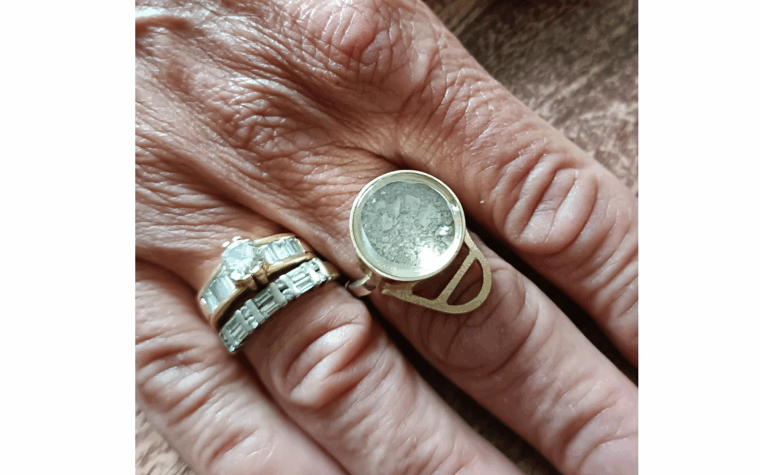 Ring met zichtbare as
